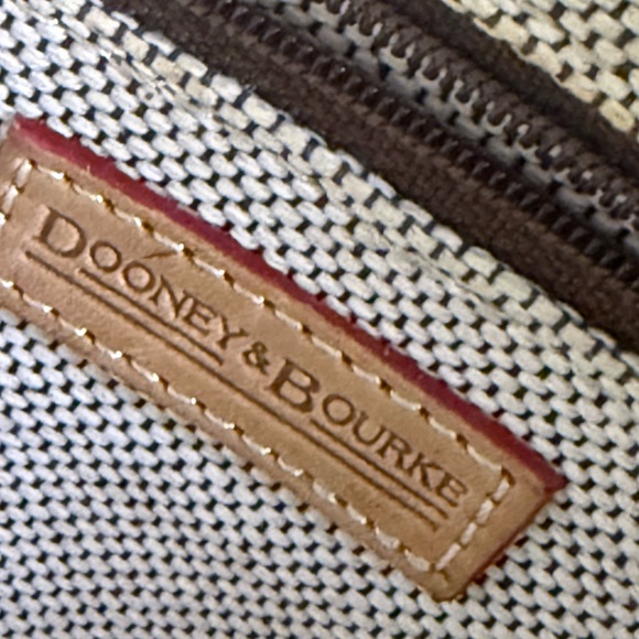 Dooney & Bourke Monogram Signature Satchel Cream Leather Top Handle Crossbody - Picture 9 of 13